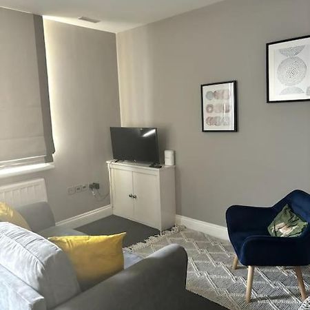 The One-Bedroom Central Brighton Retreat 外观 照片