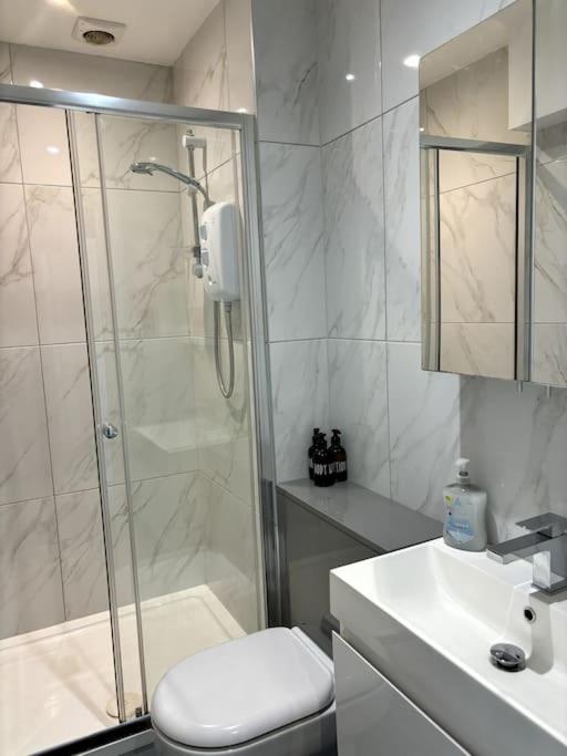 The One-Bedroom Central Brighton Retreat 外观 照片